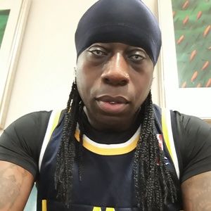 Meet your Posher, Celis